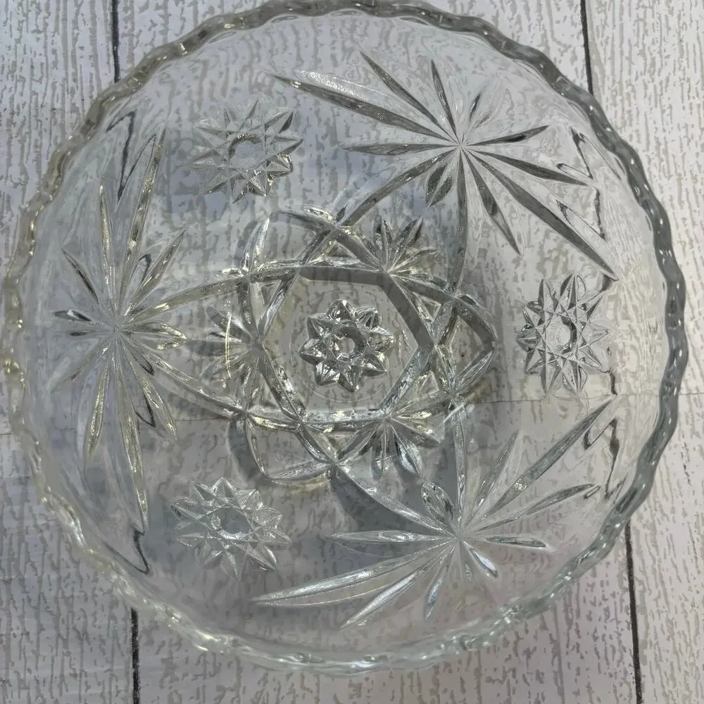 Vintage Anchor Hocking Starburst Glass Serving Bowl